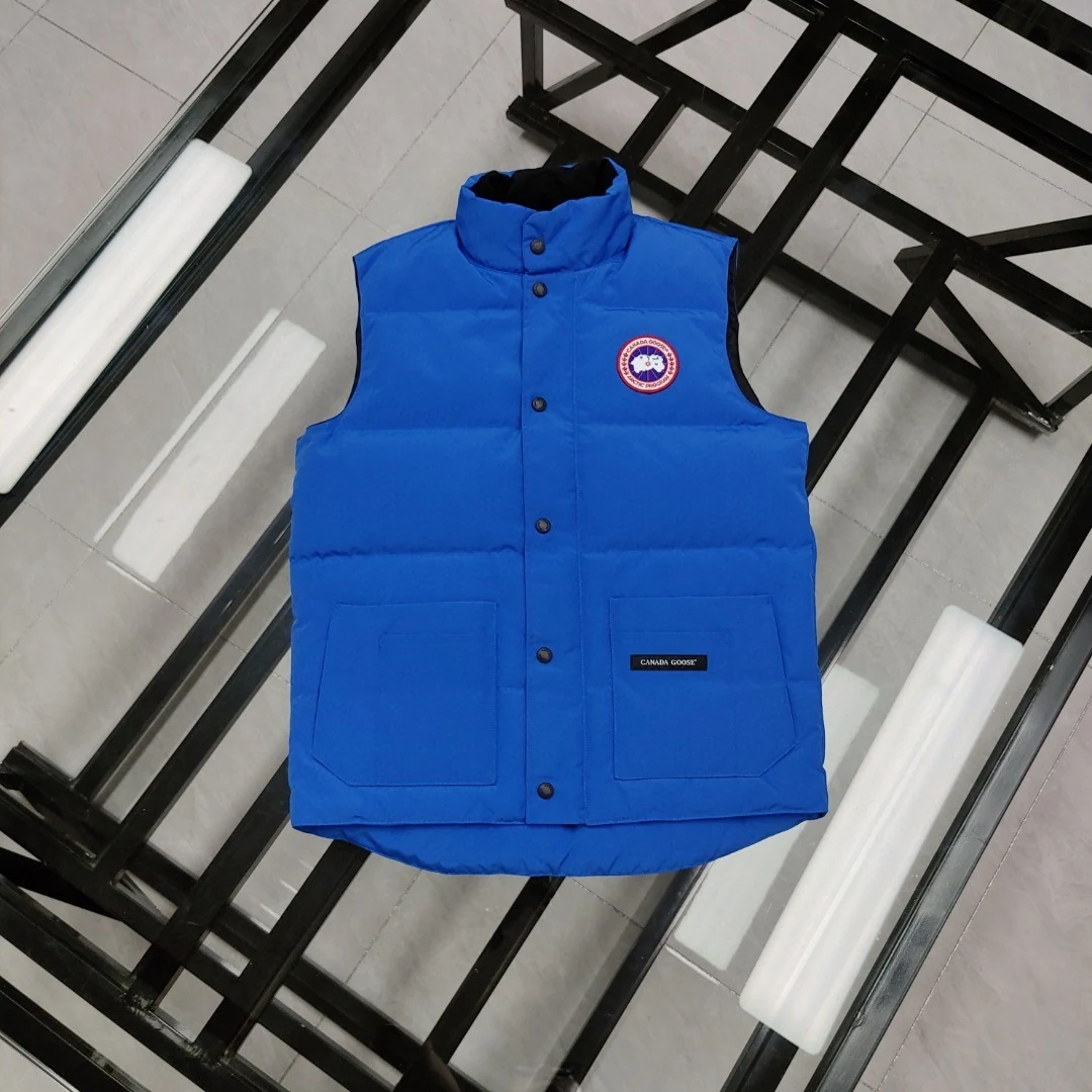 Canada Goose Quilted Puffer Vest - Style 17 - Canada Goose puffer vest real photo 1