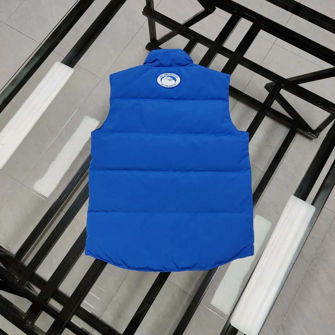Canada Goose Quilted Puffer Vest - Style 17 - Canada Goose puffer vest real photo 5