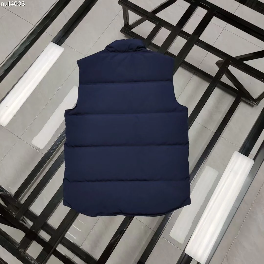 Canada Goose Quilted Puffer Vest - Style 18 - Canada Goose puffer vest real photo 5