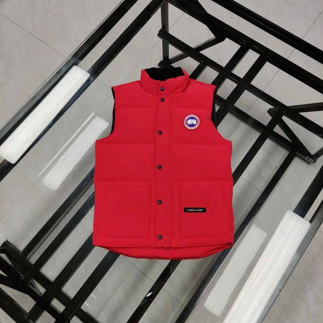 Canada Goose Quilted Puffer Vest - Style 24 - Canada Goose puffer vest real photo 1