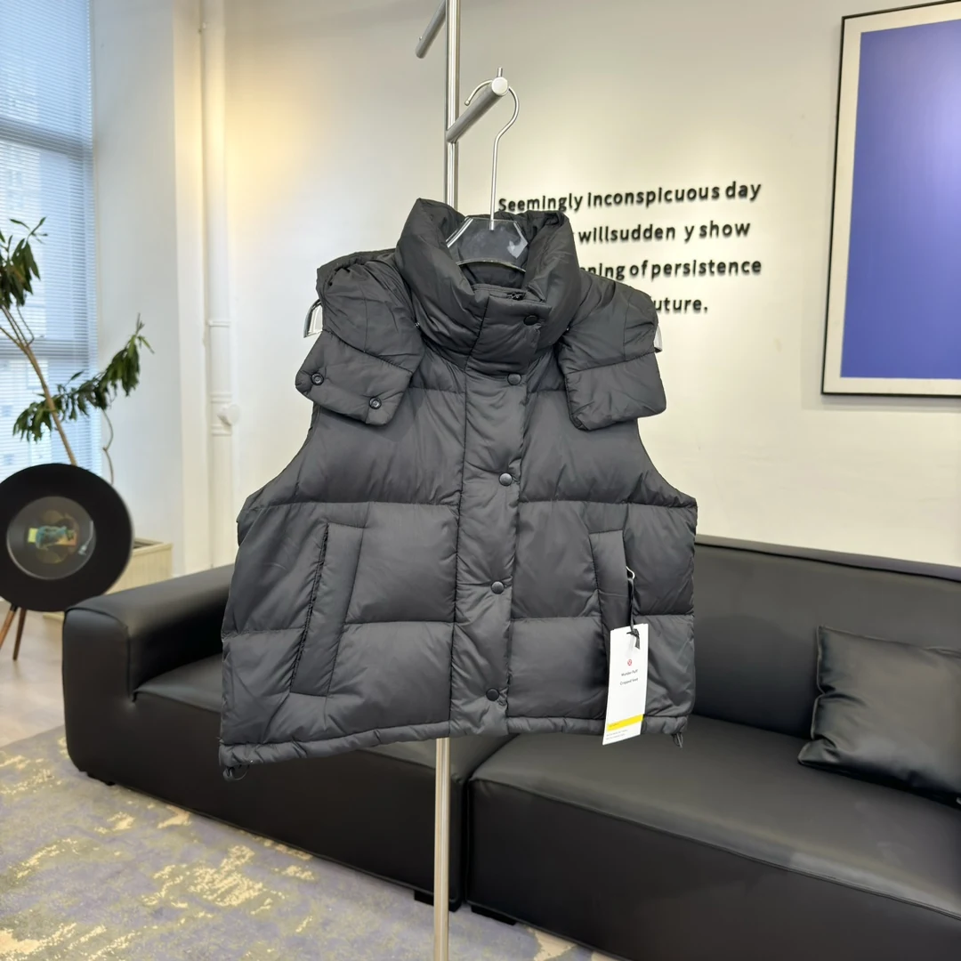 Canada Goose Quilted Puffer Vest - Style 27 - Canada Goose puffer vest real photo 3