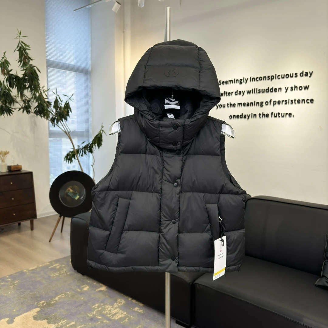 Canada Goose Quilted Puffer Vest - Style 27 - Canada Goose puffer vest real photo 5