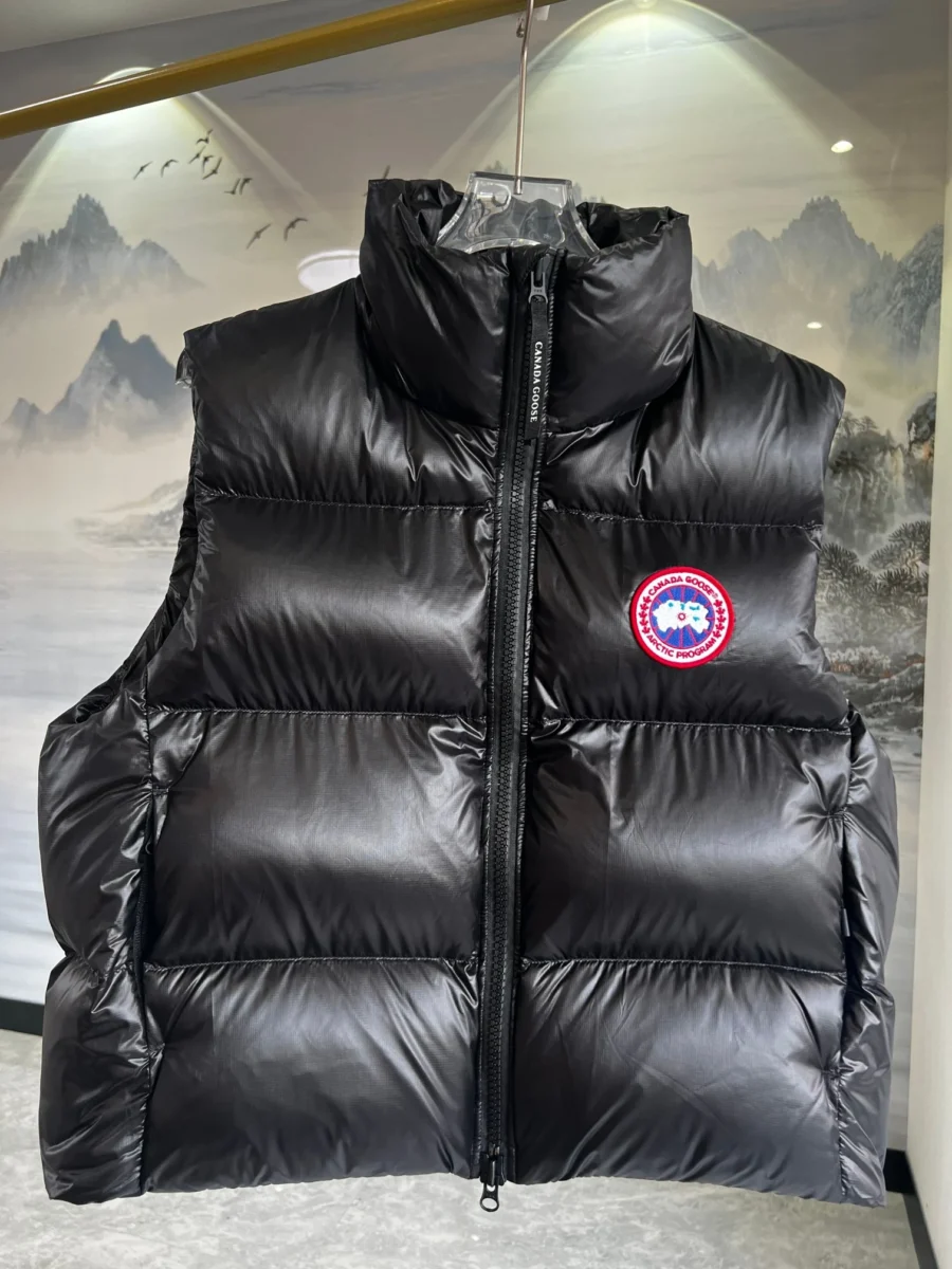 Canada Goose Quilted Puffer Vest - Style 4 - Canada Goose puffer vest real photo 1