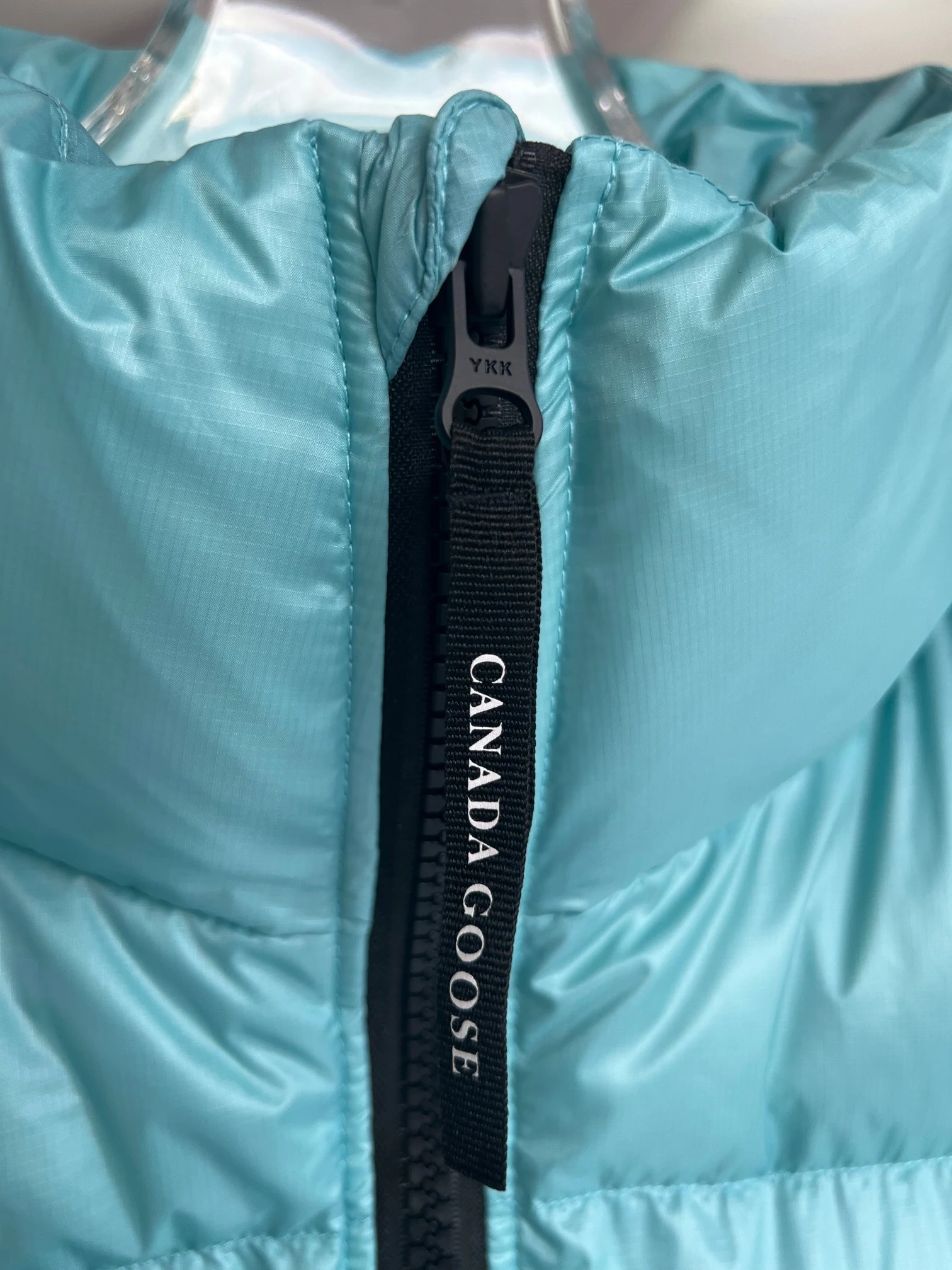 Canada Goose puffer vest - real photo 4