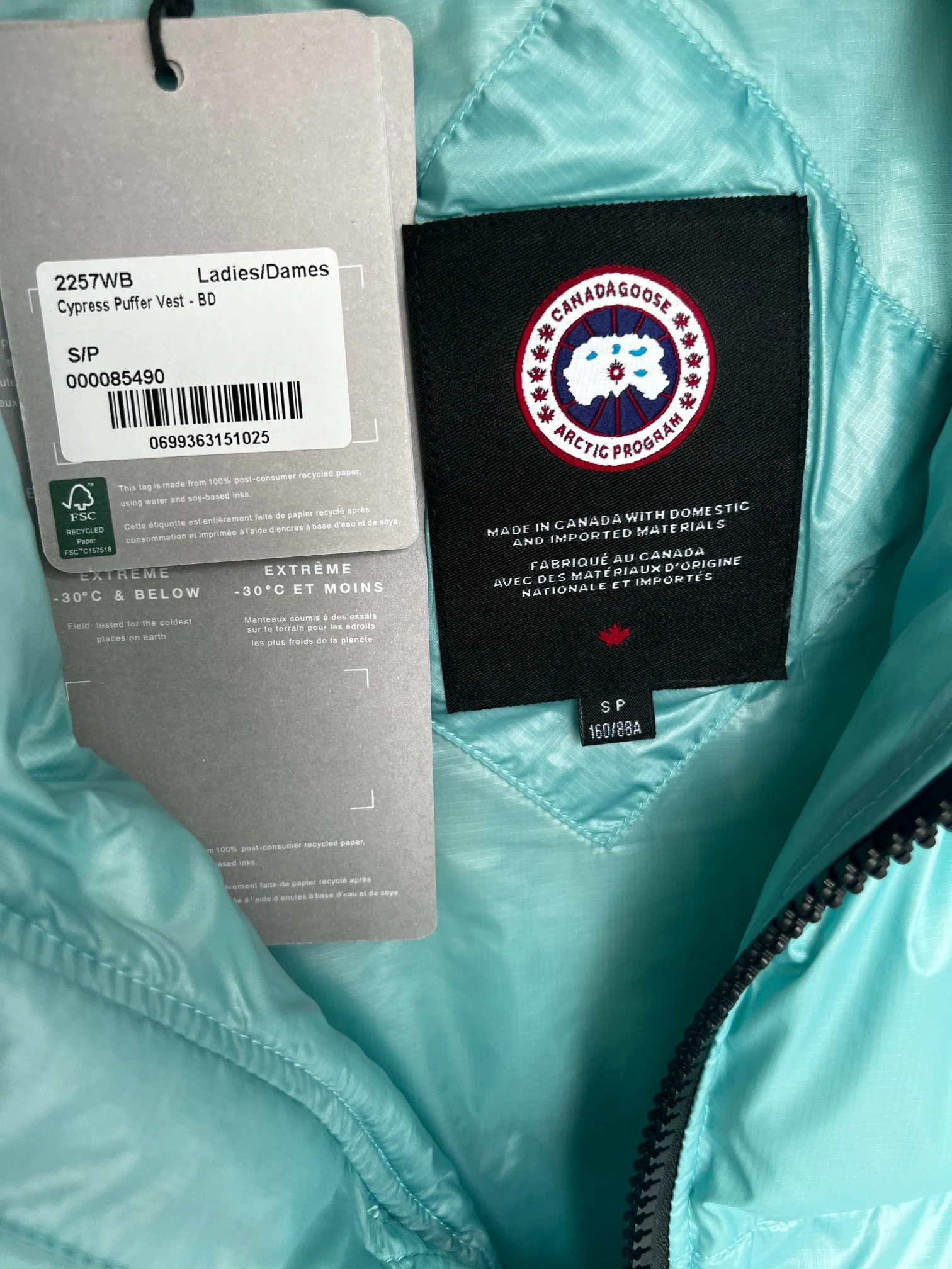 Canada Goose puffer vest - real photo 6