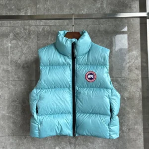Canada Goose Quilted Puffer Vest - Style 53 - Canada Goose puffer vest real photo 1