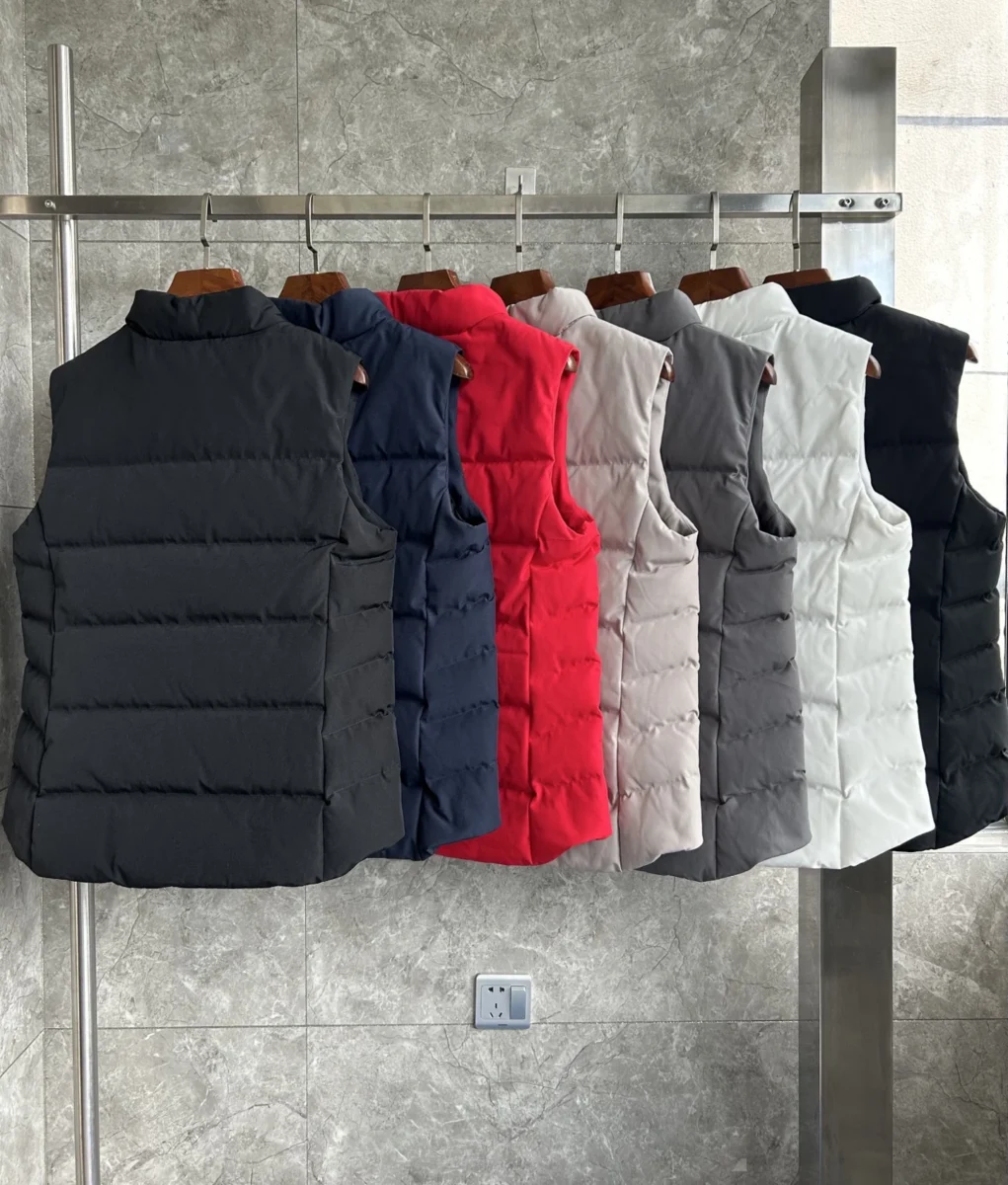 Canada Goose Quilted Puffer Vest - Style 7 - Canada Goose puffer vest real photo 9