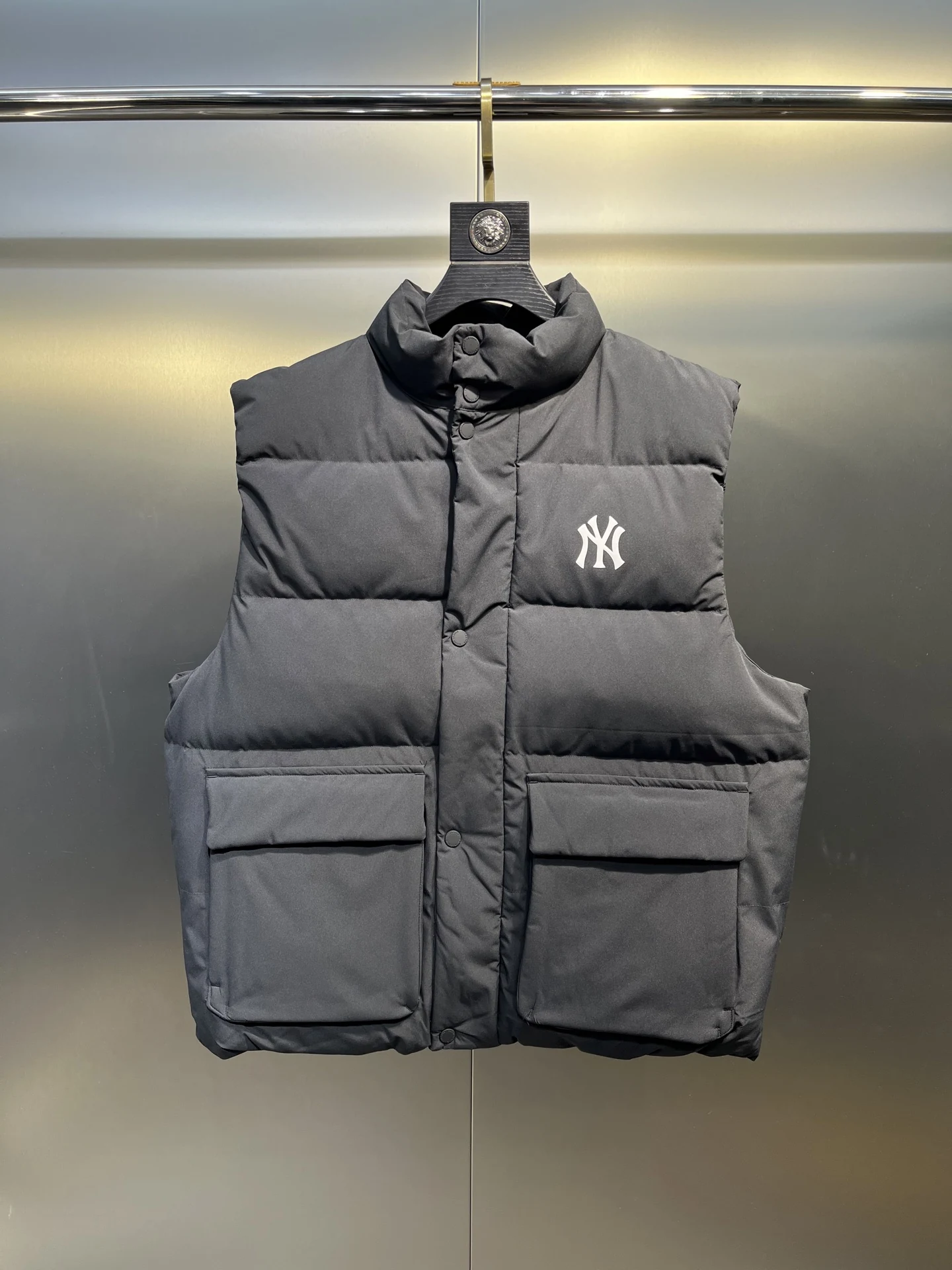 Canada Goose Quilted Puffer Vest - Style 69 - Canada Goose puffer vest real photo 1