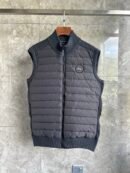 Canada Goose Quilted Puffer Vest - Style 74 - Canada Goose puffer vest real photo 1