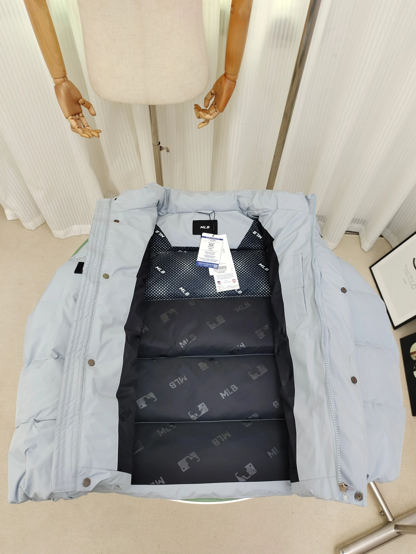 Canada Goose Short Puffer Jacket - Style 21 - Canada Goose puffer jacket real photo 6