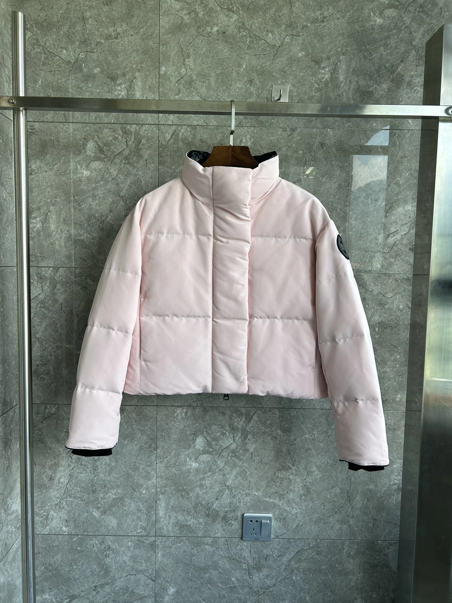 Canada Goose puffer jacket - real photo 1