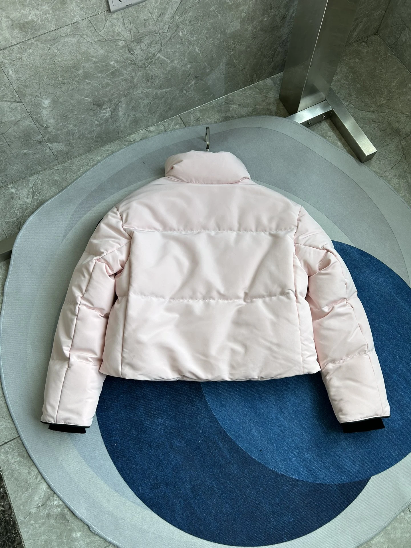 Canada Goose puffer jacket - real photo 6