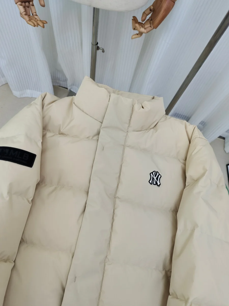 Canada Goose Short Puffer Jacket - Style 5 - Canada Goose puffer jacket real photo 3