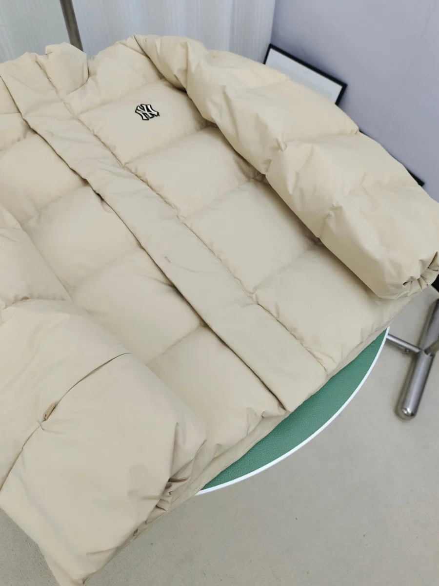 Canada Goose Short Puffer Jacket - Style 5 - Canada Goose puffer jacket real photo 4