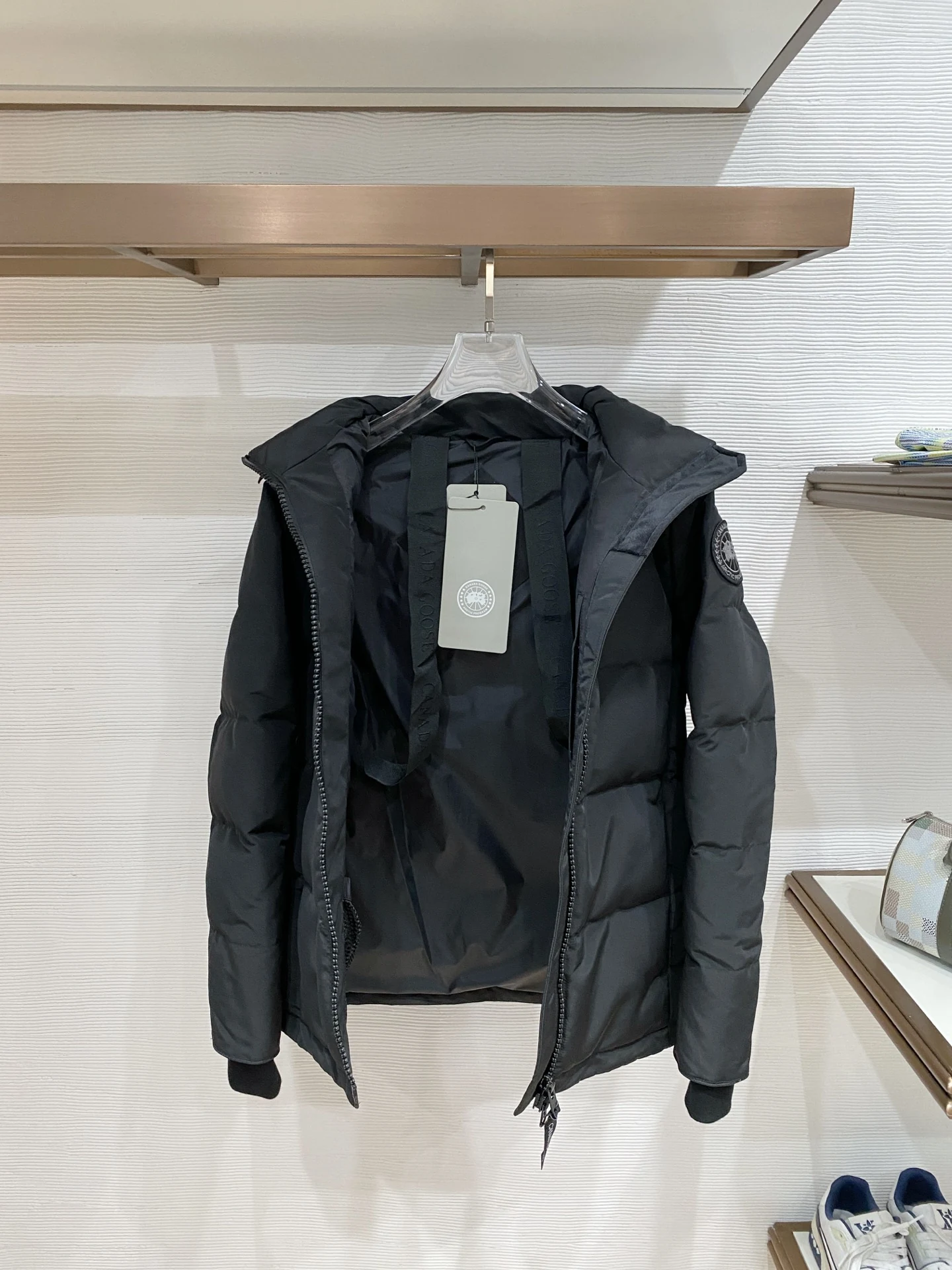 Canada Goose Short Puffer Jacket - Style 27 - Canada Goose puffer jacket real photo 4