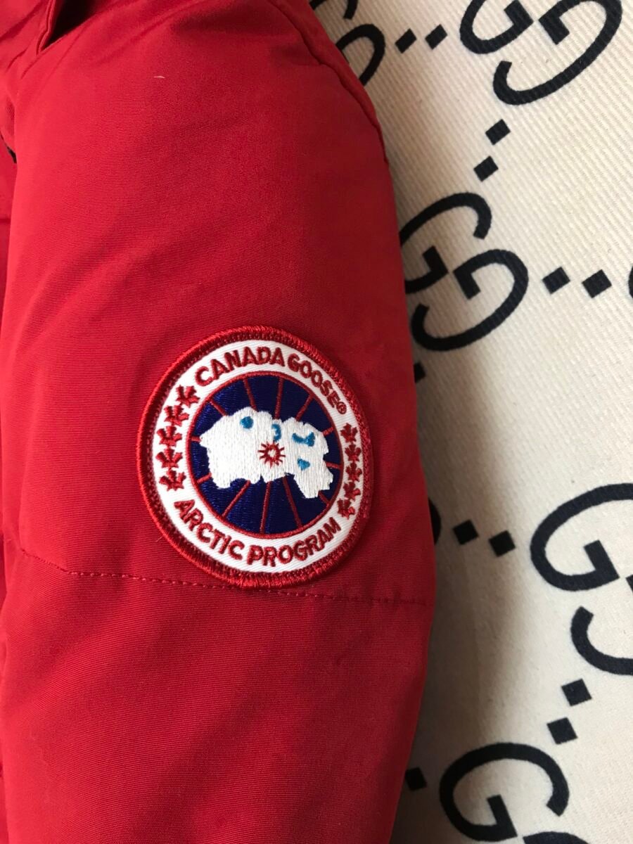 Canada Goose Short Fur-Collar Puffer Jacket - Canada Goose puffer jacket real photo 6