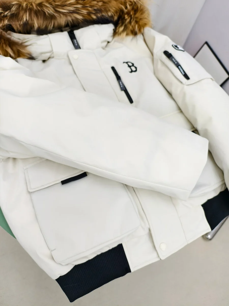 Canada Goose Short Fur-Collar Puffer Jacket - Style 5 - Canada Goose puffer jacket real photo 4