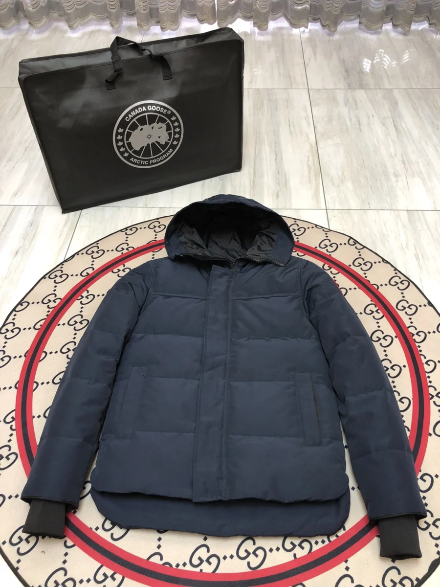 Canada Goose Short Fur-Collar Puffer Jacket - Style 6 - Canada Goose puffer jacket real photo 1