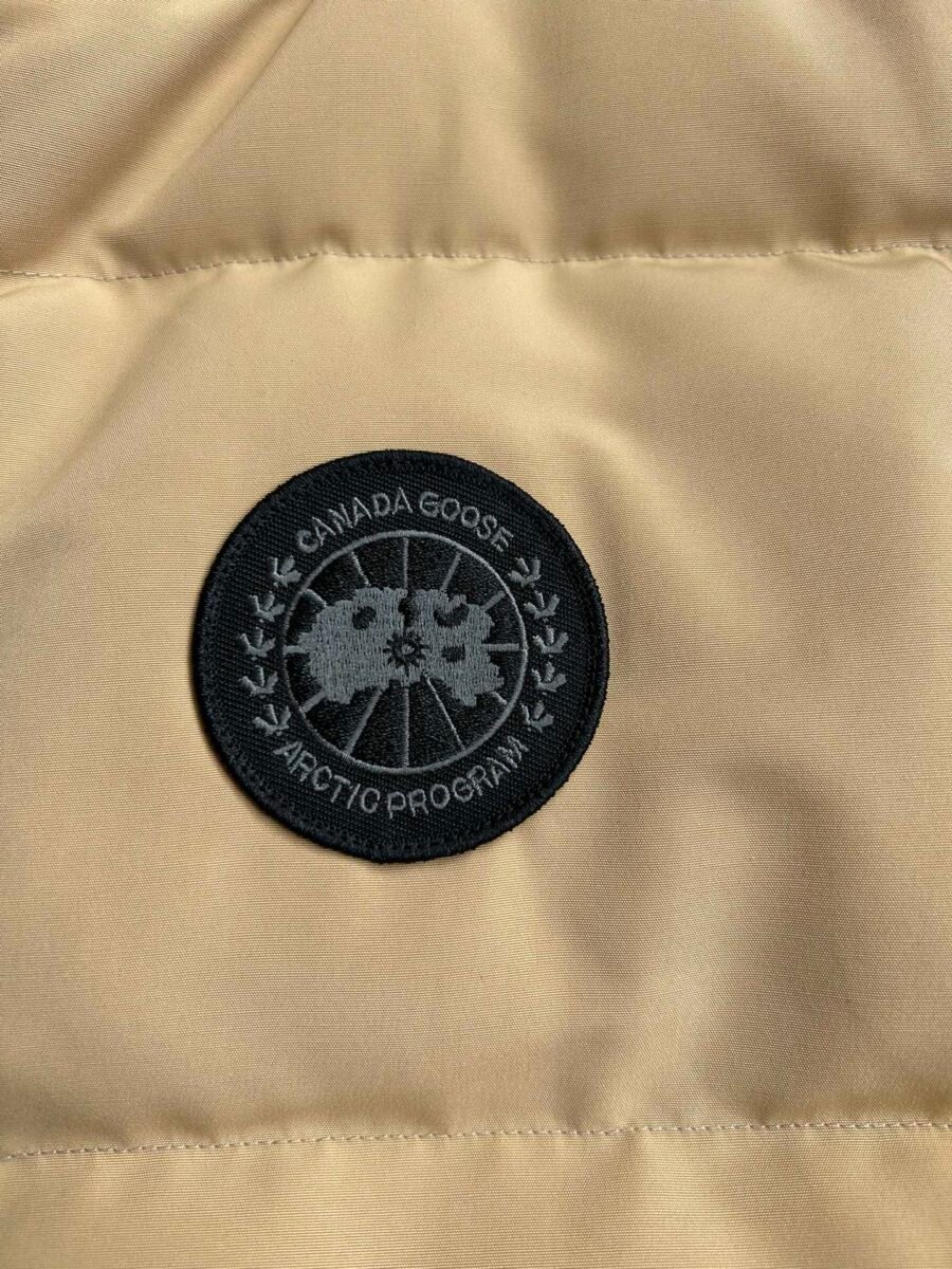 Canada Goose Short Puffer Vest - Style 5 - Canada Goose puffer vest real photo 7