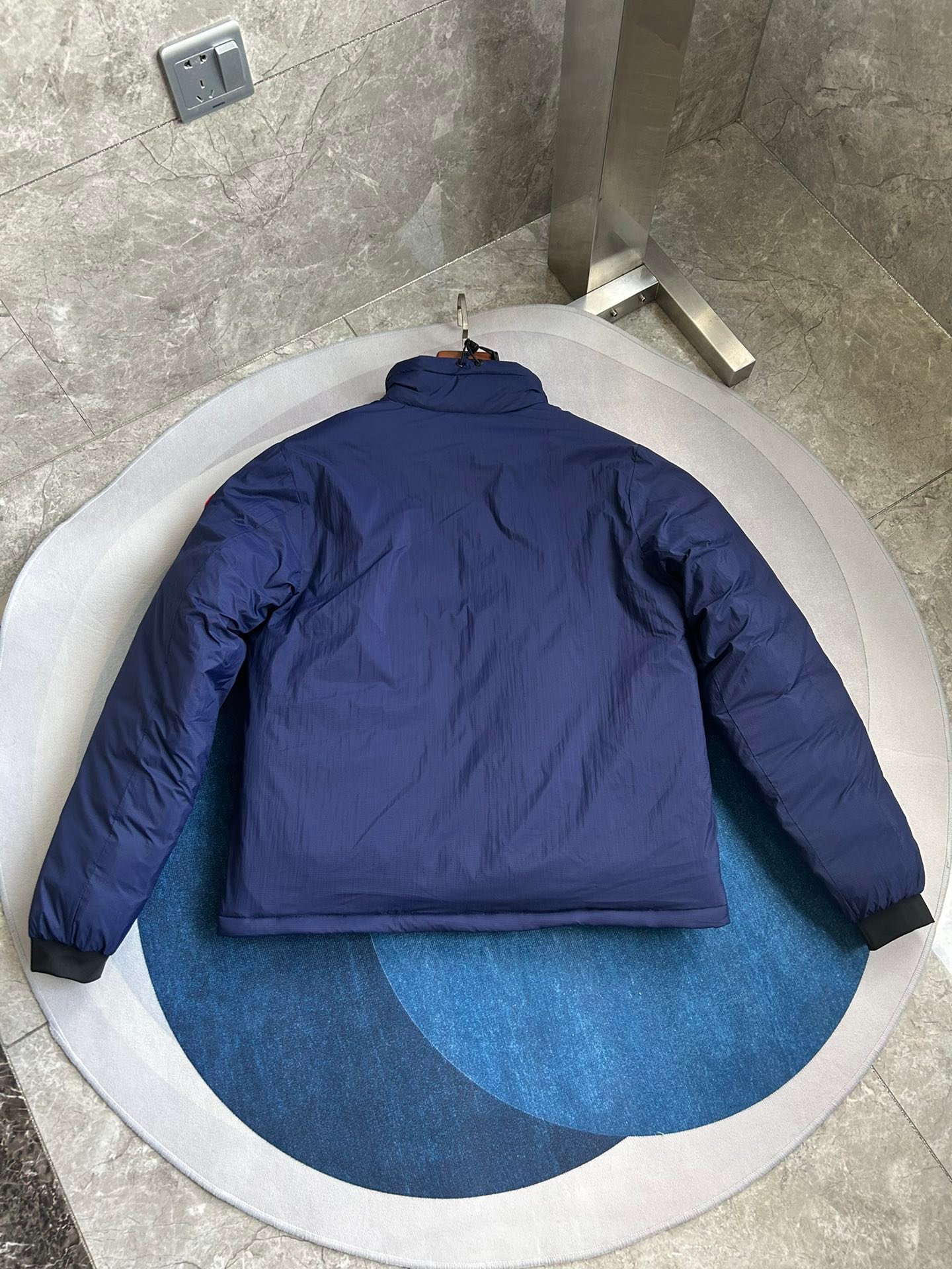 Canada Goose Stand-Collar Slim Puffer Jacket - Style 2 - Canada Goose puffer jacket real photo 5