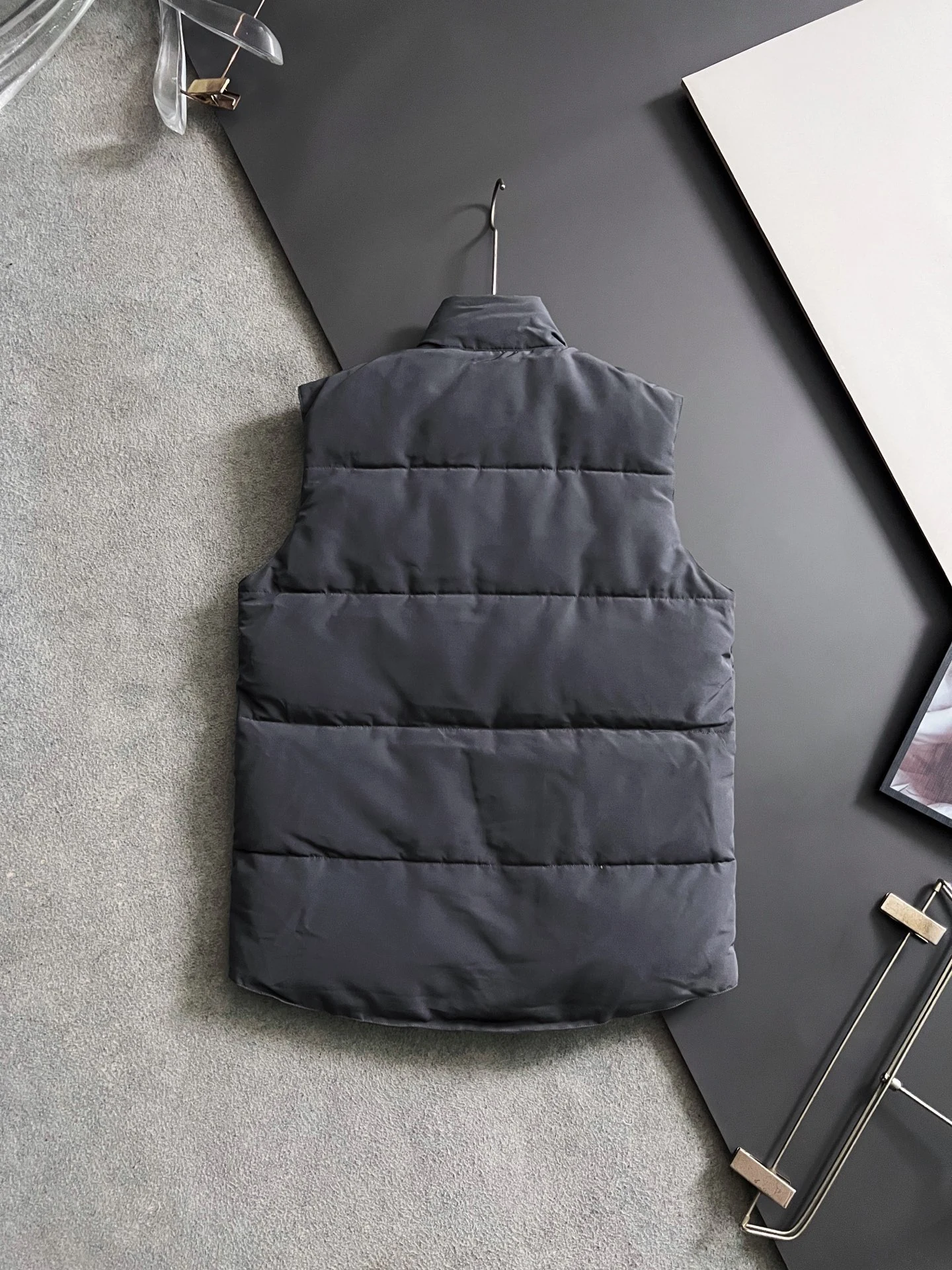 Canada Goose Stand-Collar Puffer Vest - Style 5 - Canada Goose puffer vest real photo 9