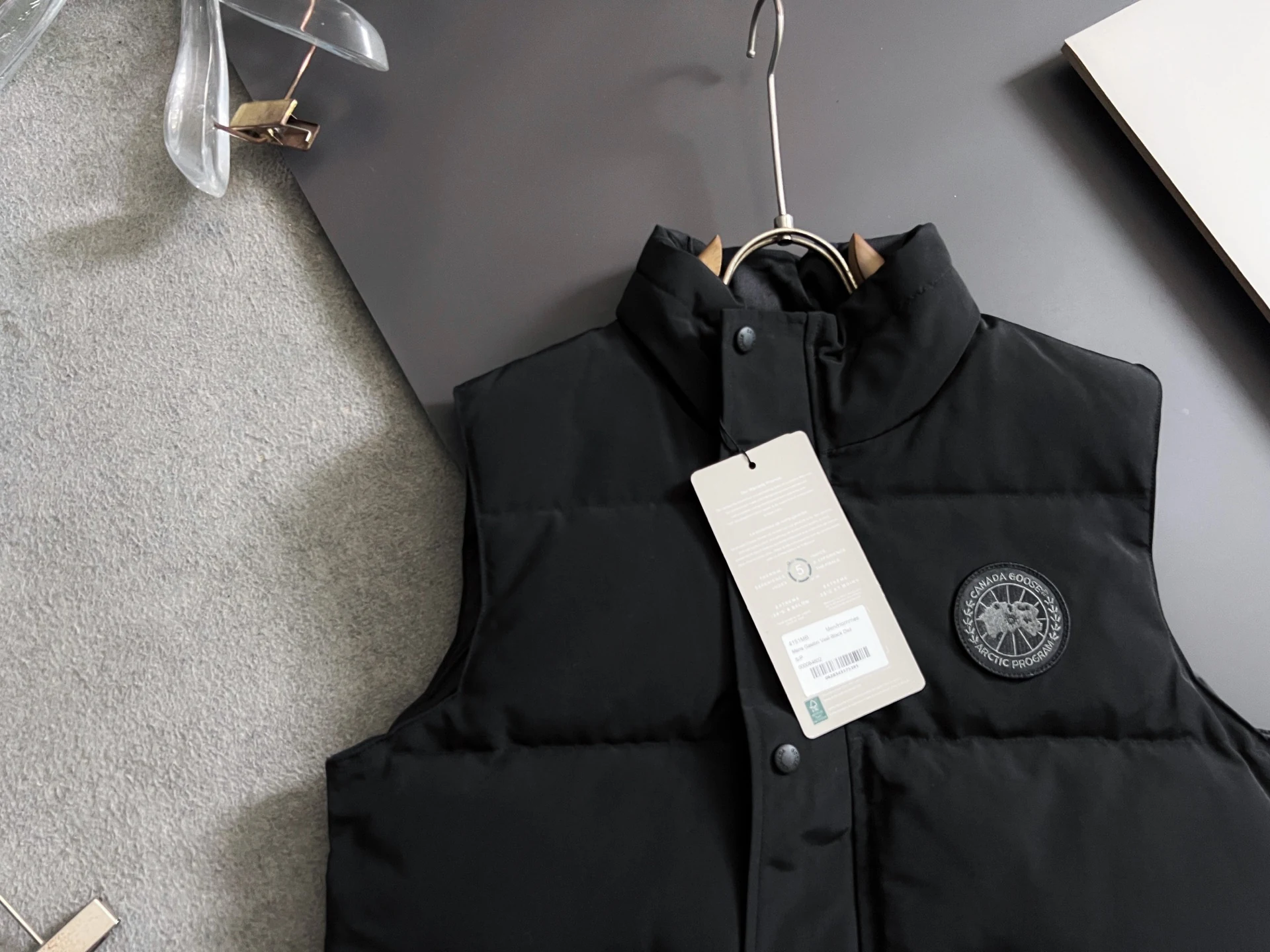 Canada Goose Stand-Collar Puffer Vest - Style 7 - Canada Goose puffer vest real photo 2