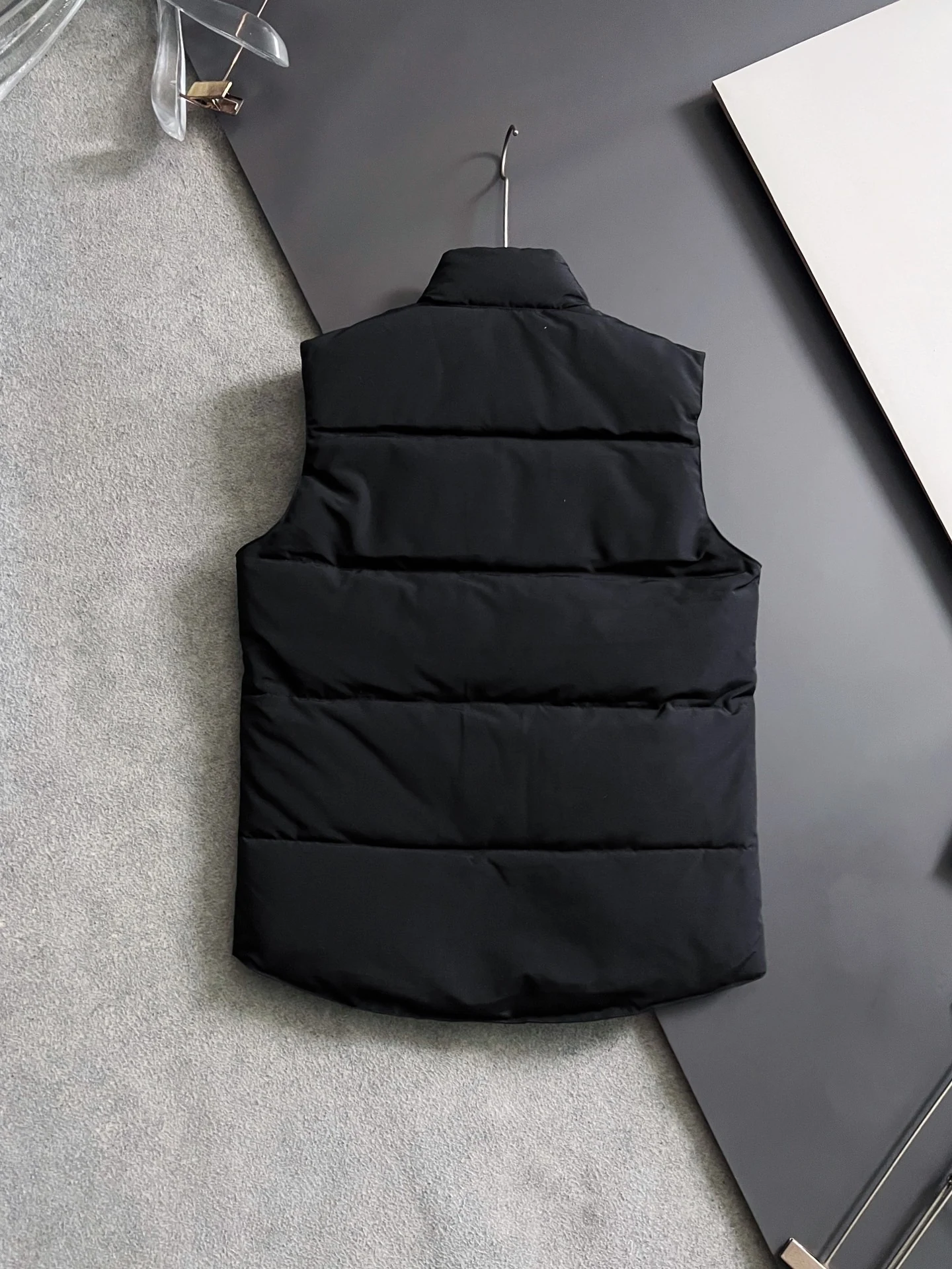 Canada Goose Stand-Collar Puffer Vest - Style 7 - Canada Goose puffer vest real photo 9
