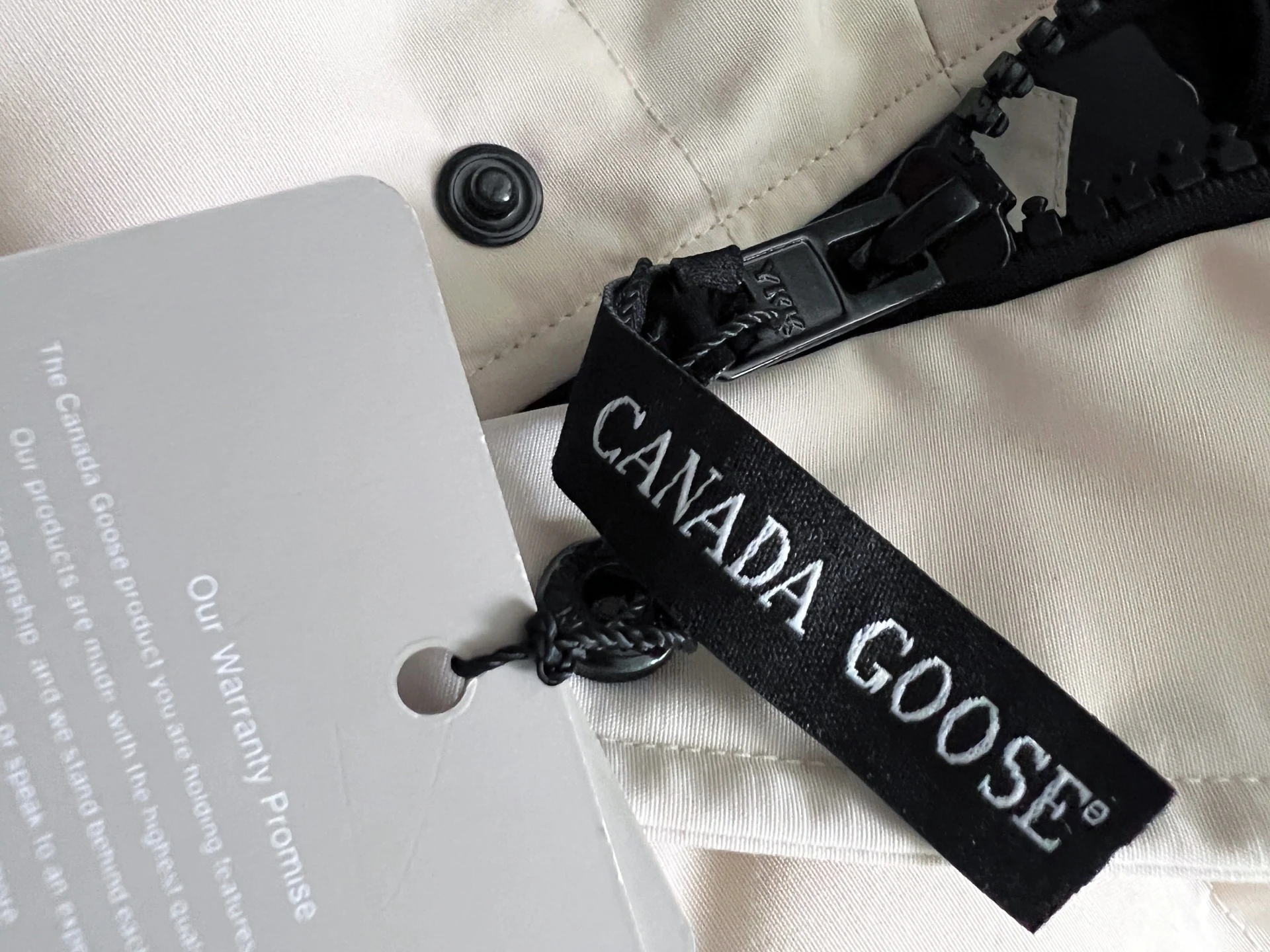 Canada Goose Stand-Collar Puffer Vest - Style 8 - Canada Goose puffer vest real photo 6