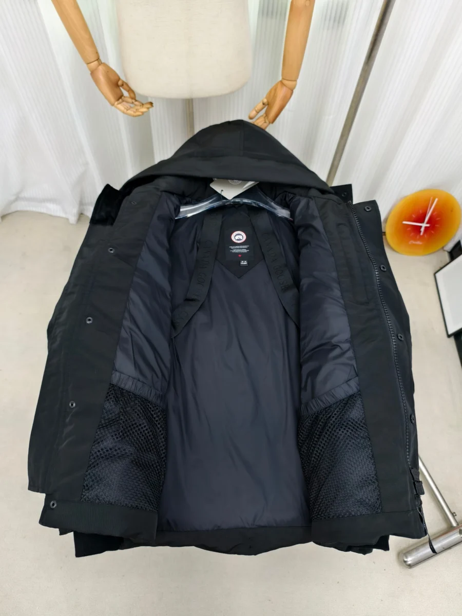 Canada Goose Zip Puffer Jacket - Style 106 - Canada Goose puffer jacket real photo 8
