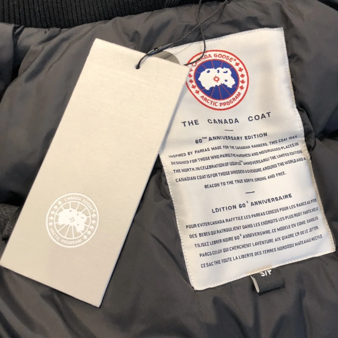 Canada Goose Zip Puffer Jacket - Style 110 - Canada Goose puffer jacket real photo 7
