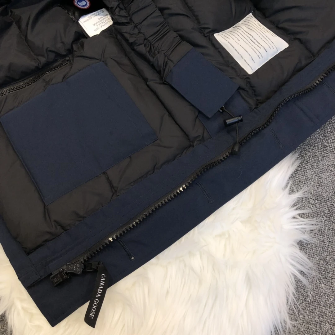 Canada Goose Zip Puffer Jacket - Style 110 - Canada Goose puffer jacket real photo 8