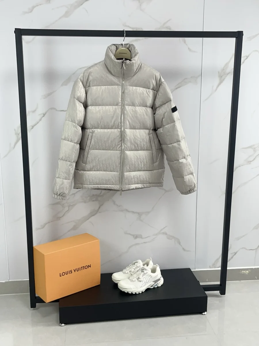Canada Goose Zip Puffer Jacket - Style 114 - Canada Goose puffer jacket real photo 2
