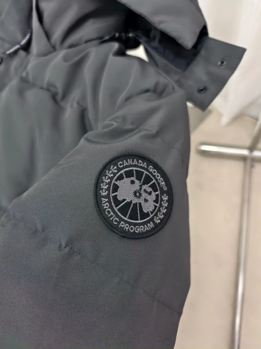 Canada Goose Zip Puffer Jacket - Style 119 - Canada Goose puffer jacket real photo 4