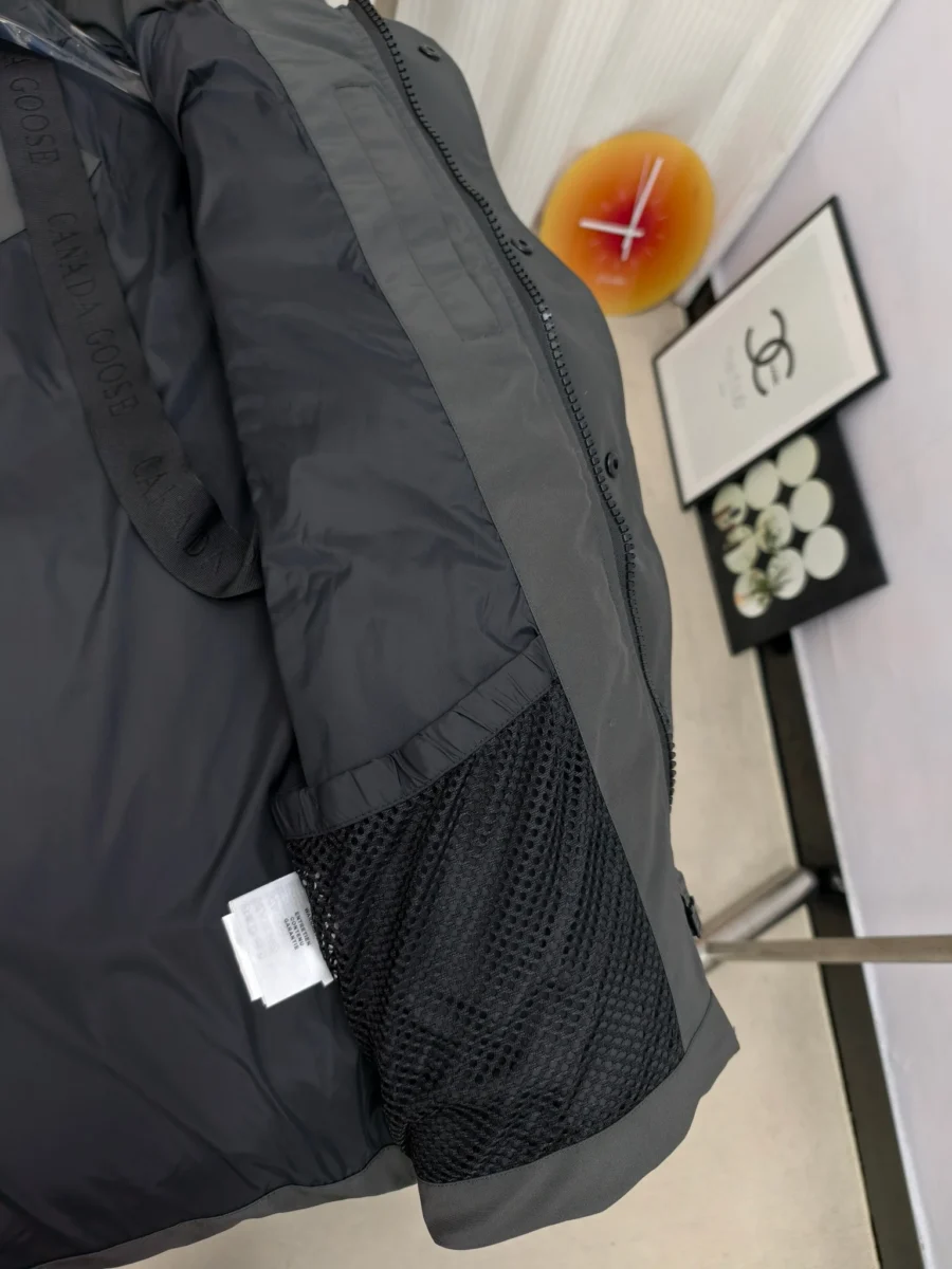 Canada Goose Zip Puffer Jacket - Style 119 - Canada Goose puffer jacket real photo 7
