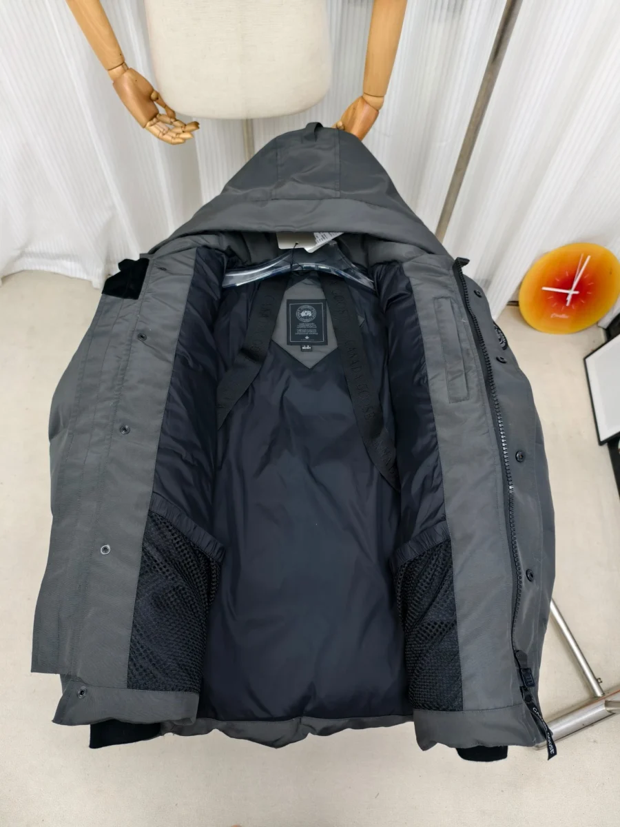 Canada Goose Zip Puffer Jacket - Style 119 - Canada Goose puffer jacket real photo 8