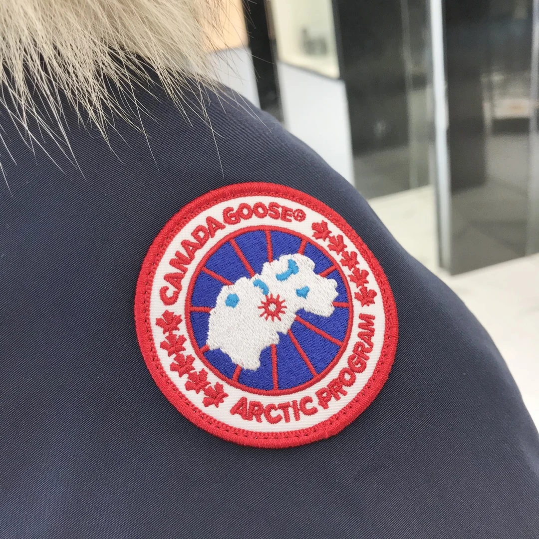 Canada Goose Zip Puffer Jacket - Style 120 - Canada Goose puffer jacket real photo 5