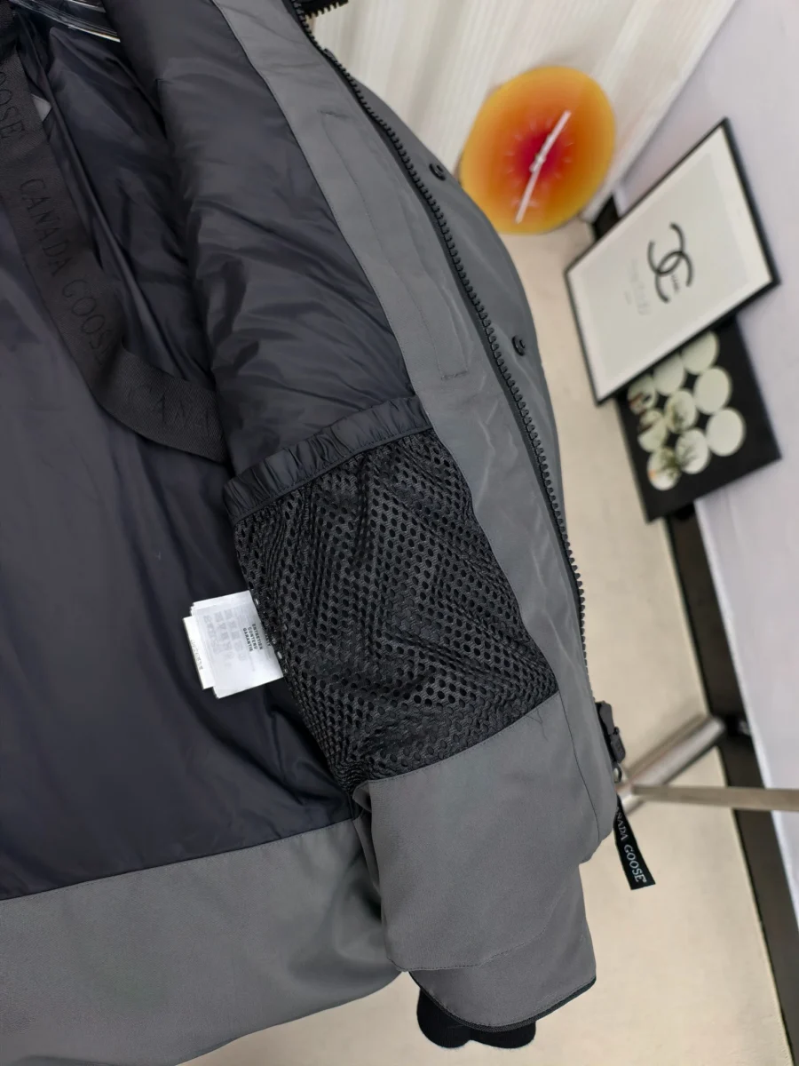 Canada Goose Zip Puffer Jacket - Style 127 - Canada Goose puffer jacket real photo 9