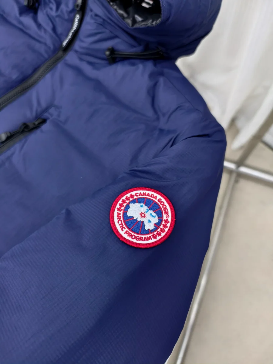 Canada Goose Zip Puffer Jacket - Style 141 - Canada Goose puffer jacket real photo 5