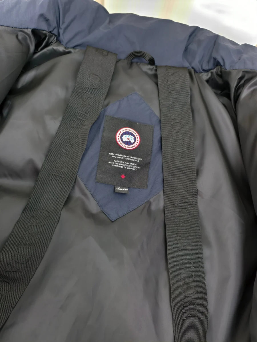 Canada Goose Zip Puffer Jacket - Style 142 - Canada Goose puffer jacket real photo 7