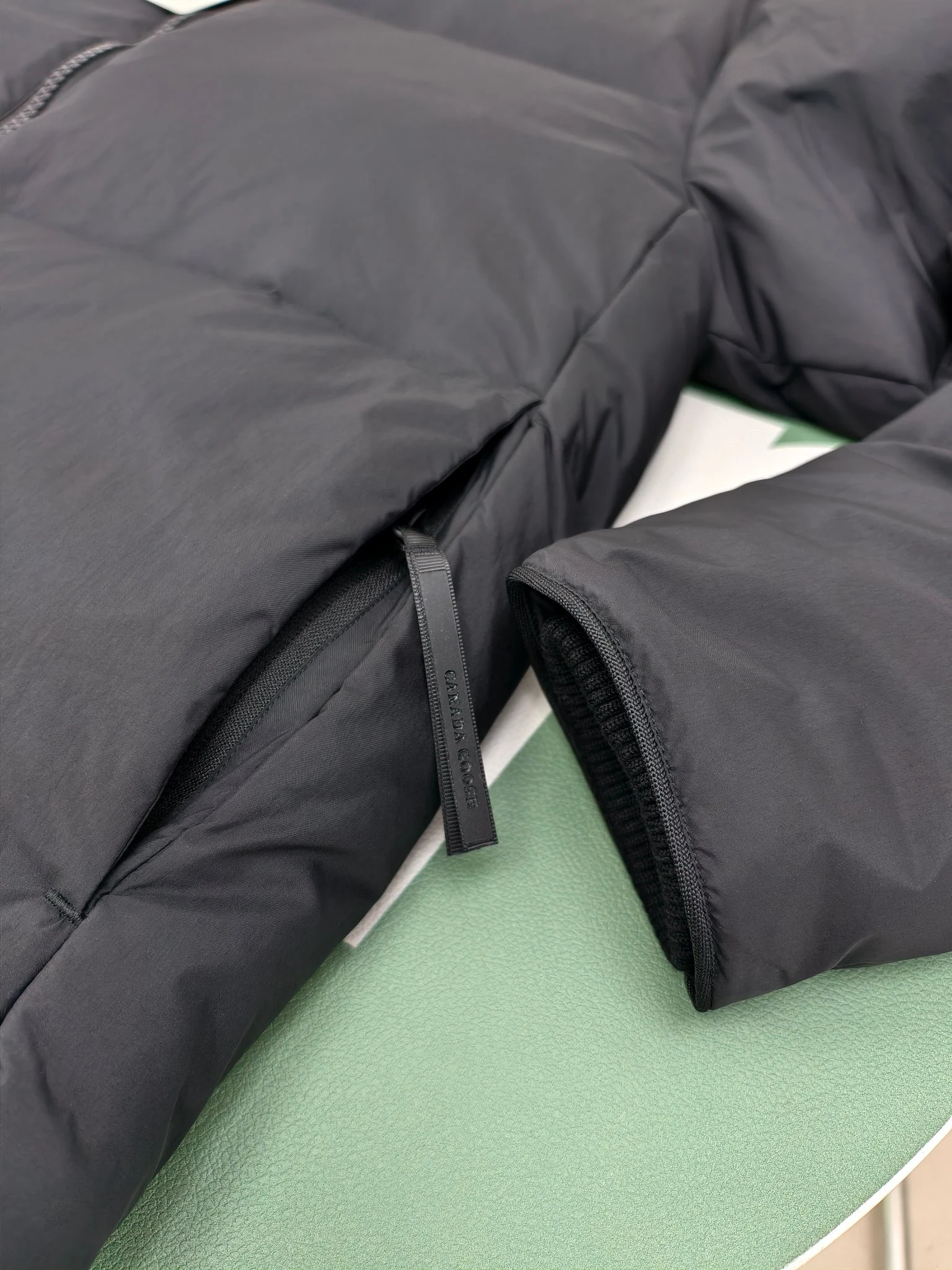 Canada Goose puffer jacket - real photo 6