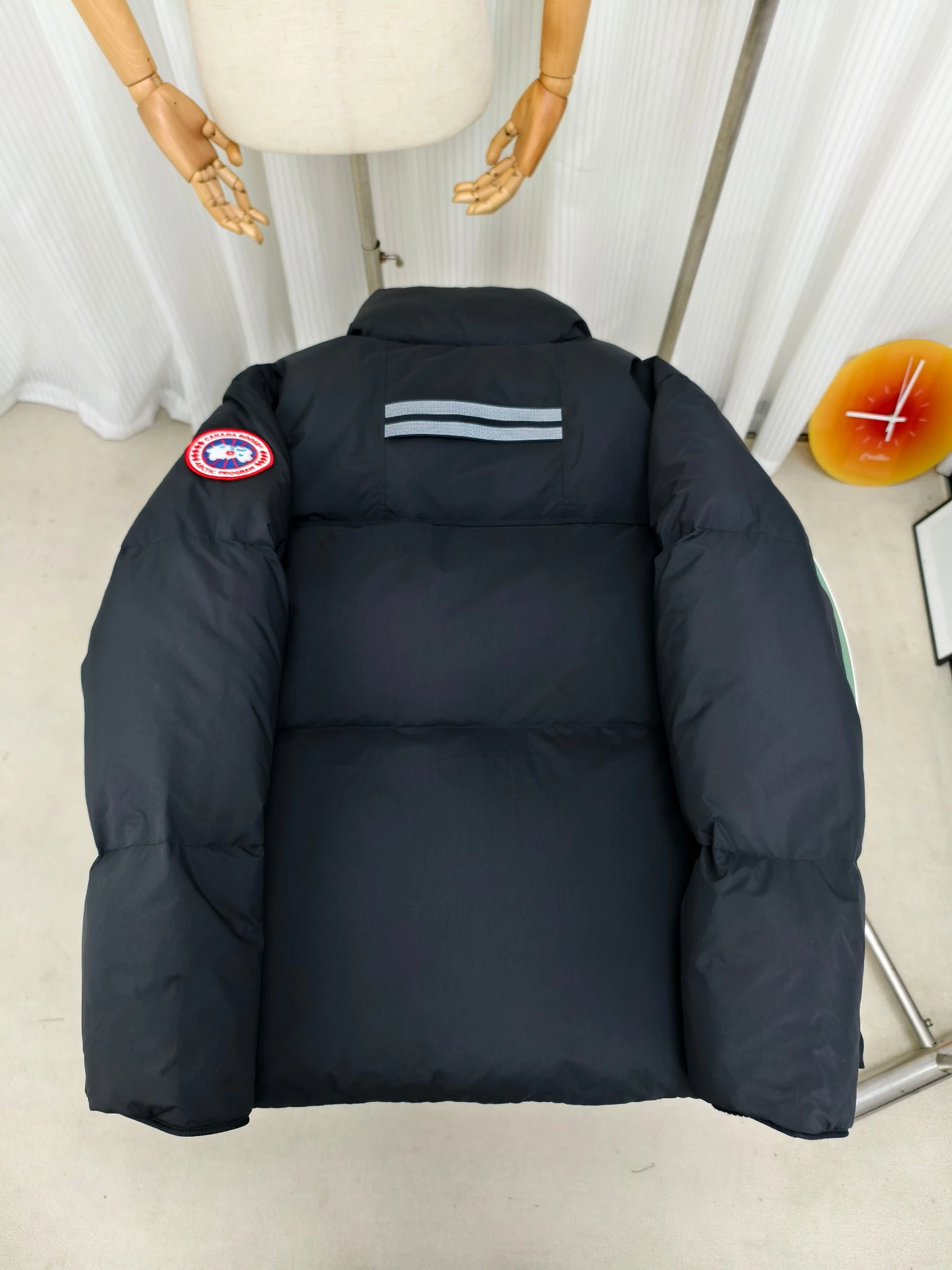 Canada Goose puffer jacket - real photo 11