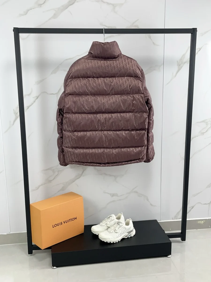 Canada Goose Zip Puffer Jacket - Style 148 - Canada Goose puffer jacket real photo 6