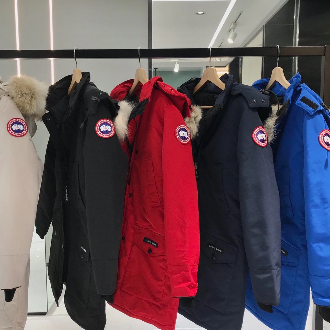 Canada Goose puffer jacket - real photo 3