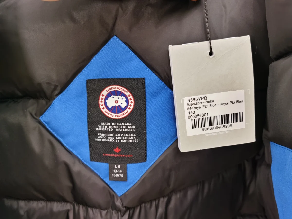 Canada Goose Zip Puffer Jacket - Style 153 - Canada Goose puffer jacket real photo 9