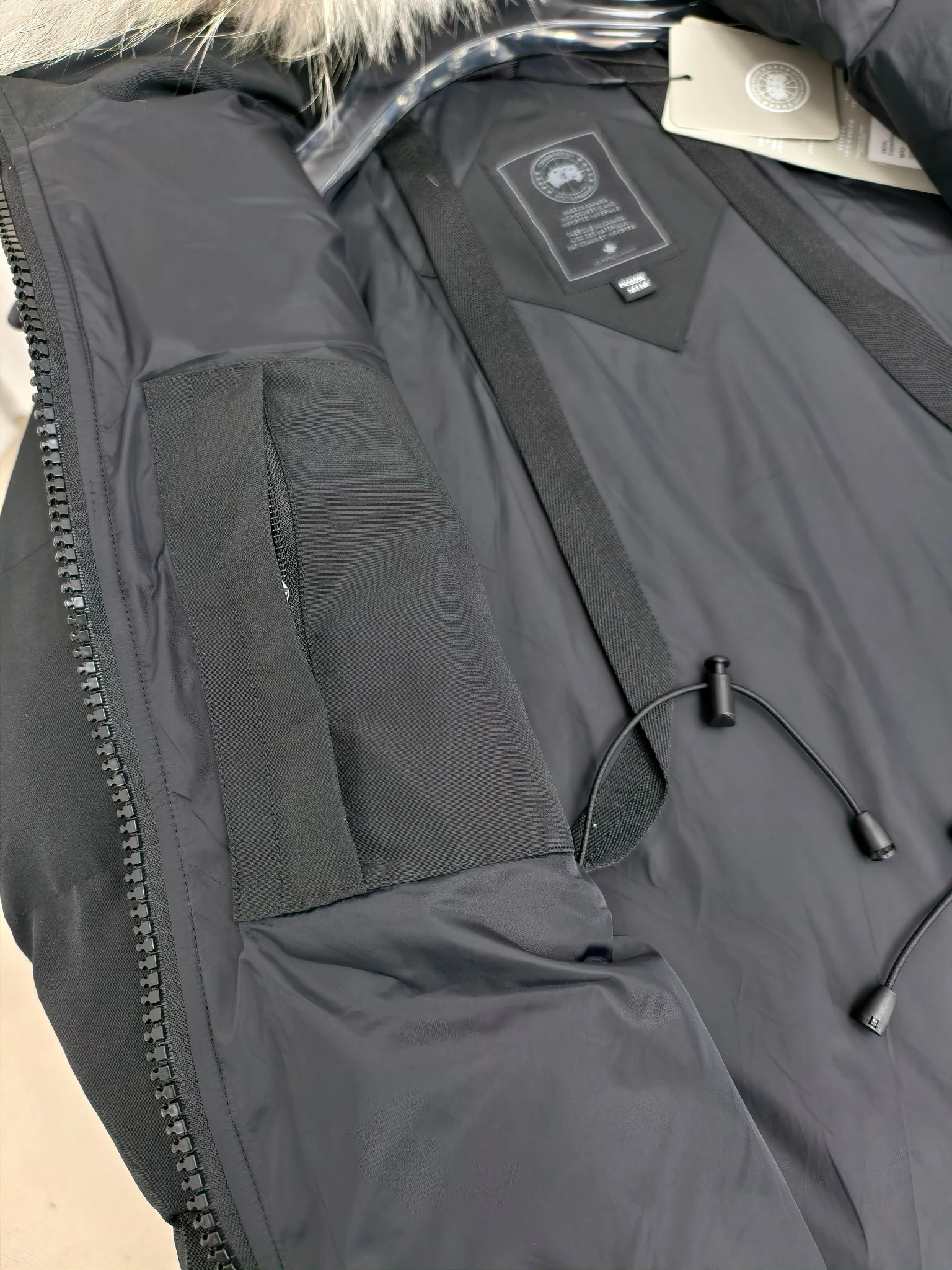 Canada Goose Zip Puffer Jacket - Style 164 - Canada Goose puffer jacket real photo 9