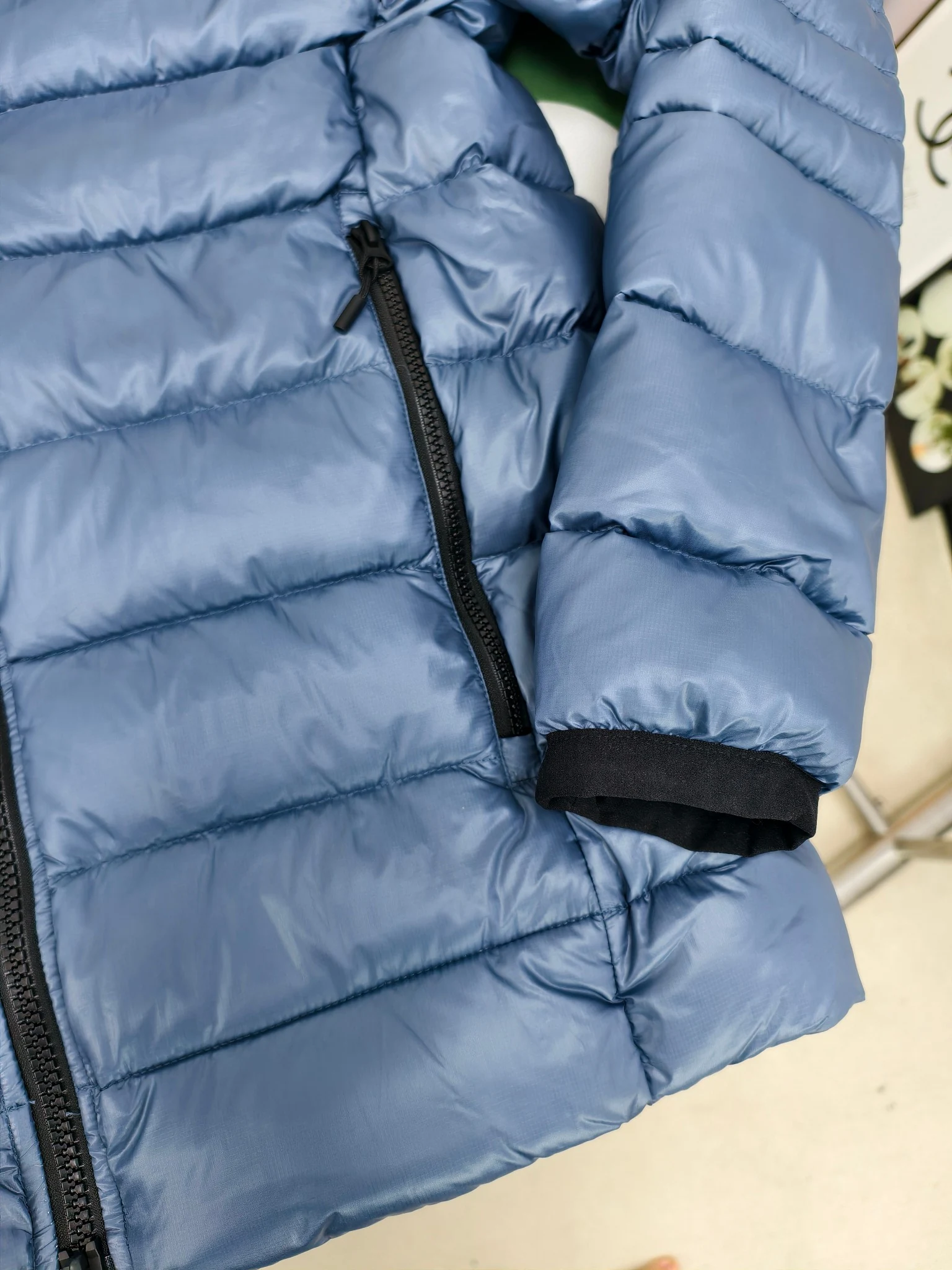 Canada Goose Zip Puffer Jacket - Style 172 - Canada Goose puffer jacket real photo 6