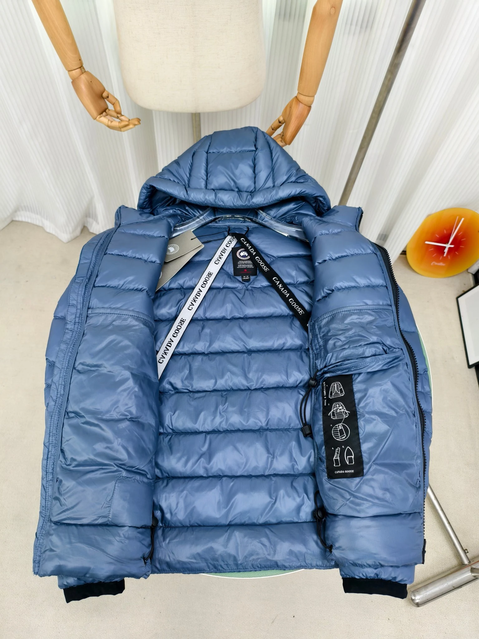 Canada Goose Zip Puffer Jacket - Style 172 - Canada Goose puffer jacket real photo 10
