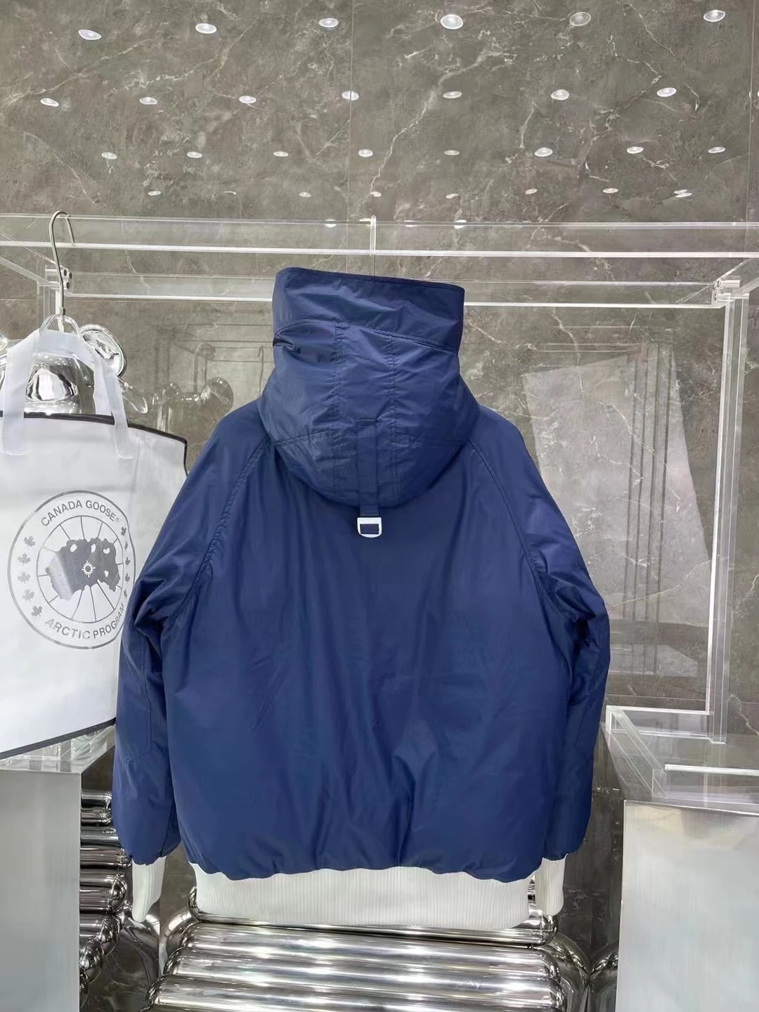 Canada Goose Zip Puffer Jacket - Style 175 - Canada Goose puffer jacket real photo 9