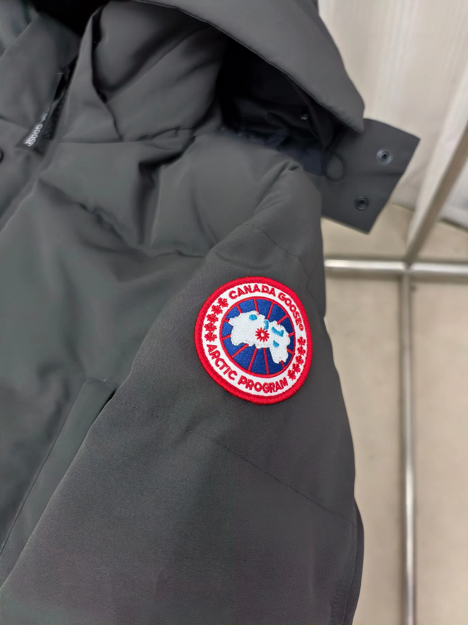 Canada Goose Zip Puffer Jacket - Style 180 - Canada Goose puffer jacket real photo 4