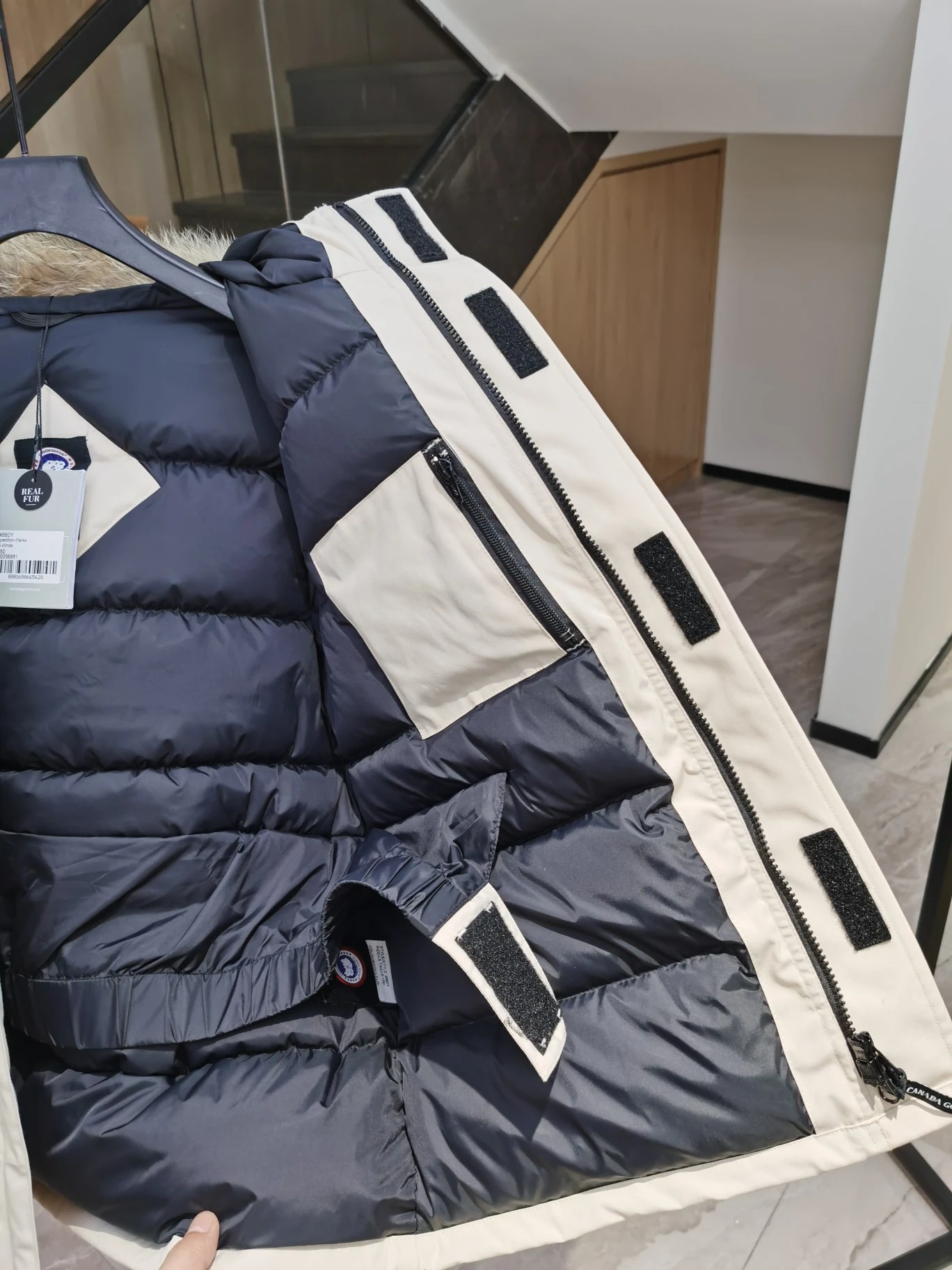Canada Goose Zip Puffer Jacket - Style 181 - Canada Goose puffer jacket real photo 5